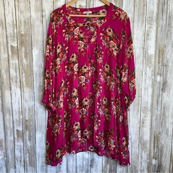 JODIFL Dresses & Skirts - Jodifl Pink Button Neck Floral Tunic Dress